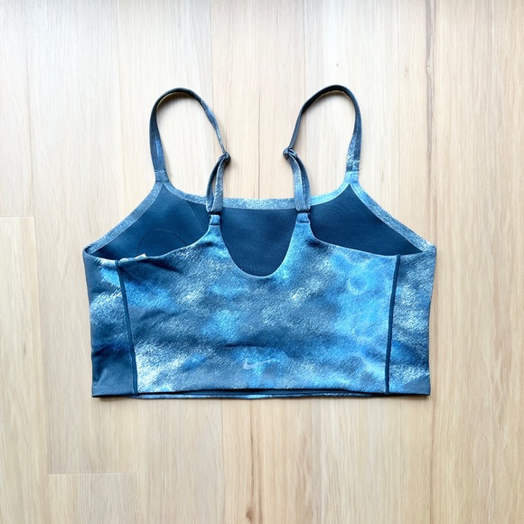 NWT Nike XL Light Support Sports Bra Lined Convertible Straps Tie Dye Longline - Picture 4 of 8
